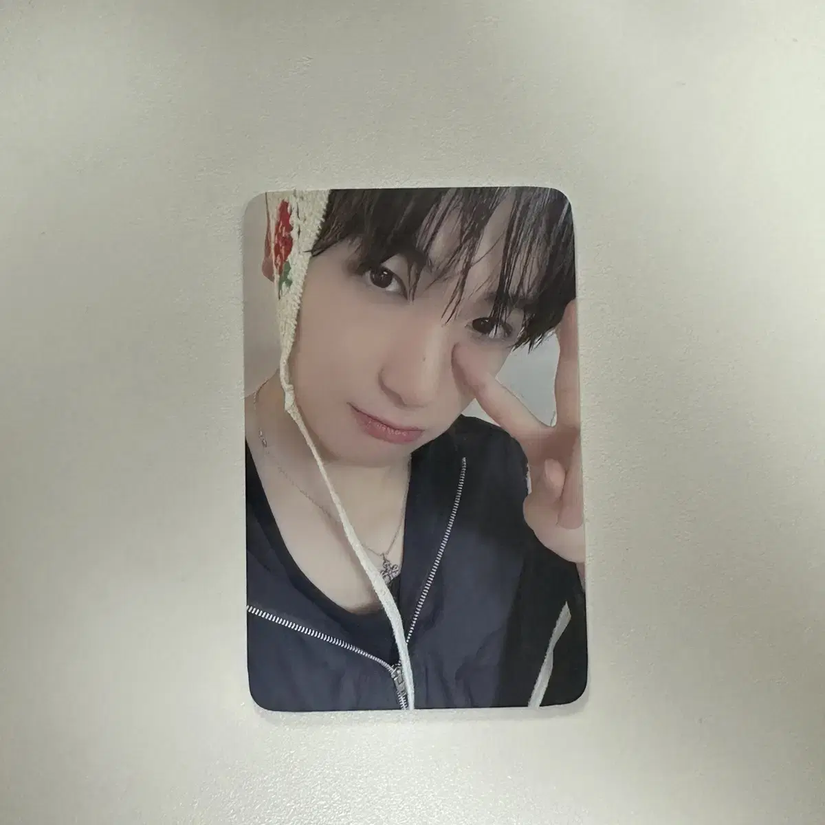 The Boyz incendiary wire unreleased photocard everline knitting bandana hyunjae photocard wts