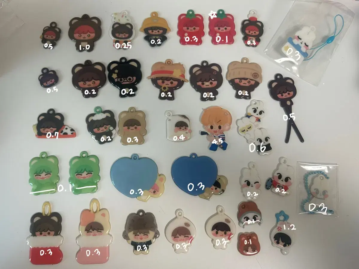 danim keyring sticker malangsticker keyring doll l-holder acrylic stand wts