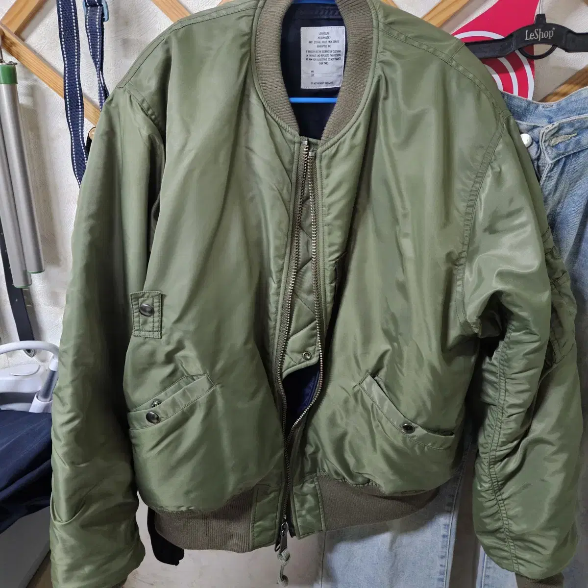 Non-Heavy MA1 Olive/Navy Size 2