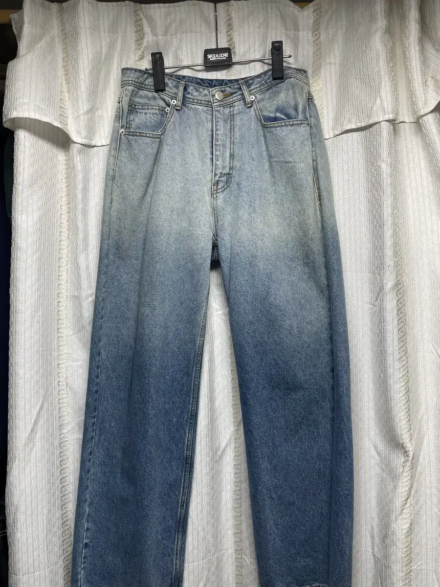 Coor Two-Tone Denim Pants