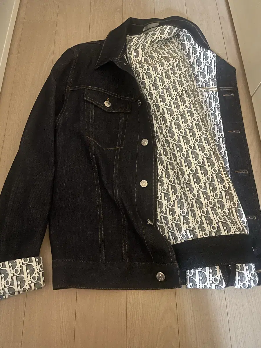 Dior Oblique jeans jacket size 52 golden sells