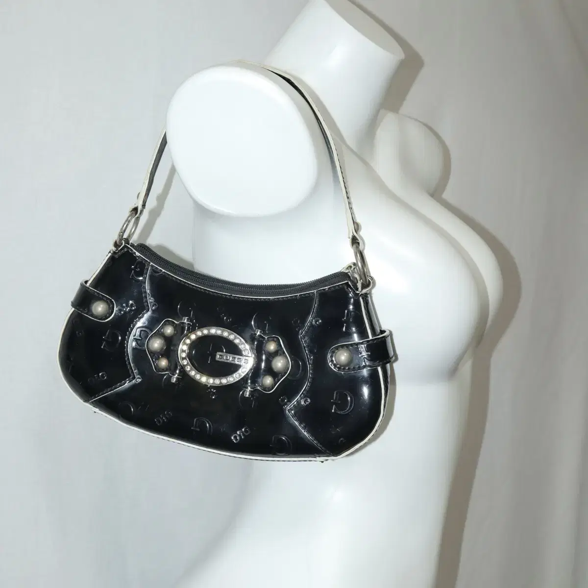 Guess 00s cubic stud bag