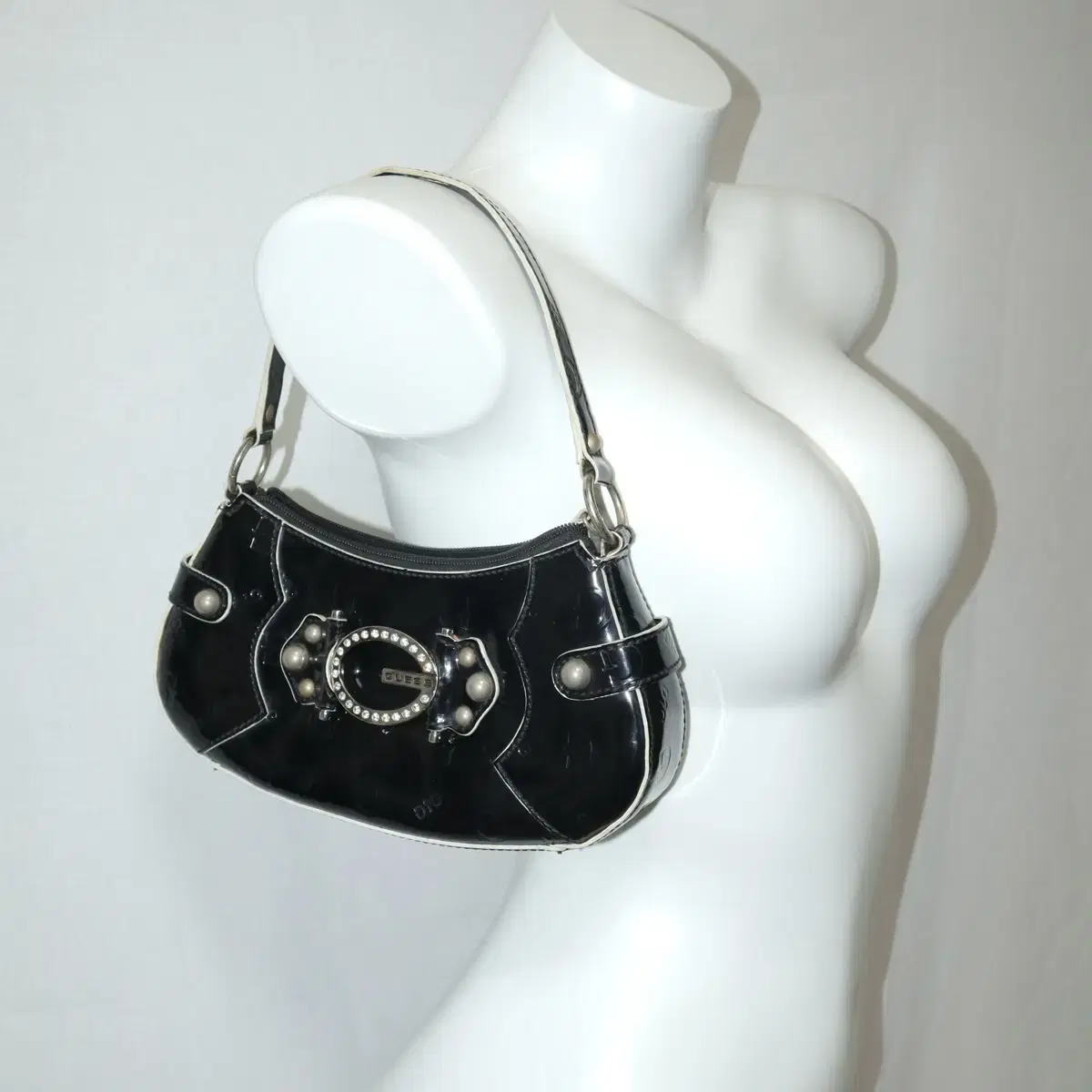 Guess 00s cubic stud bag