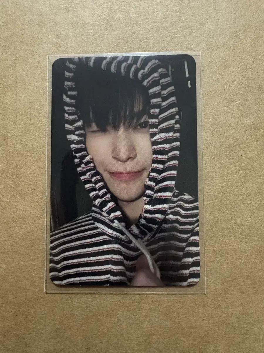 Doyoung New Bom Song digipack photocard WTS