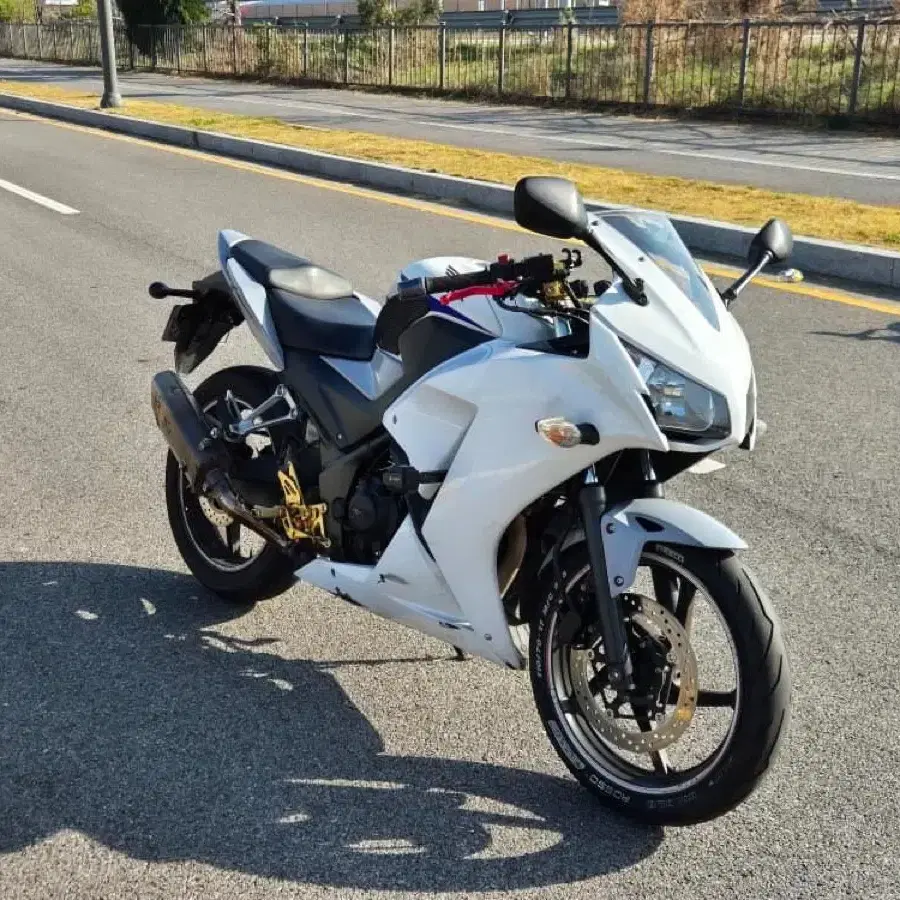 cbr 300r 픽시 대차