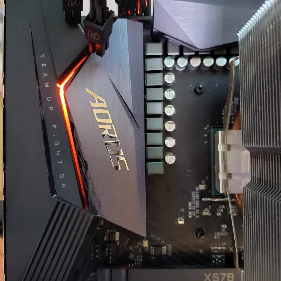 컴퓨터 부품 메인보드 GIGABYTE X570 AORUS ELITE