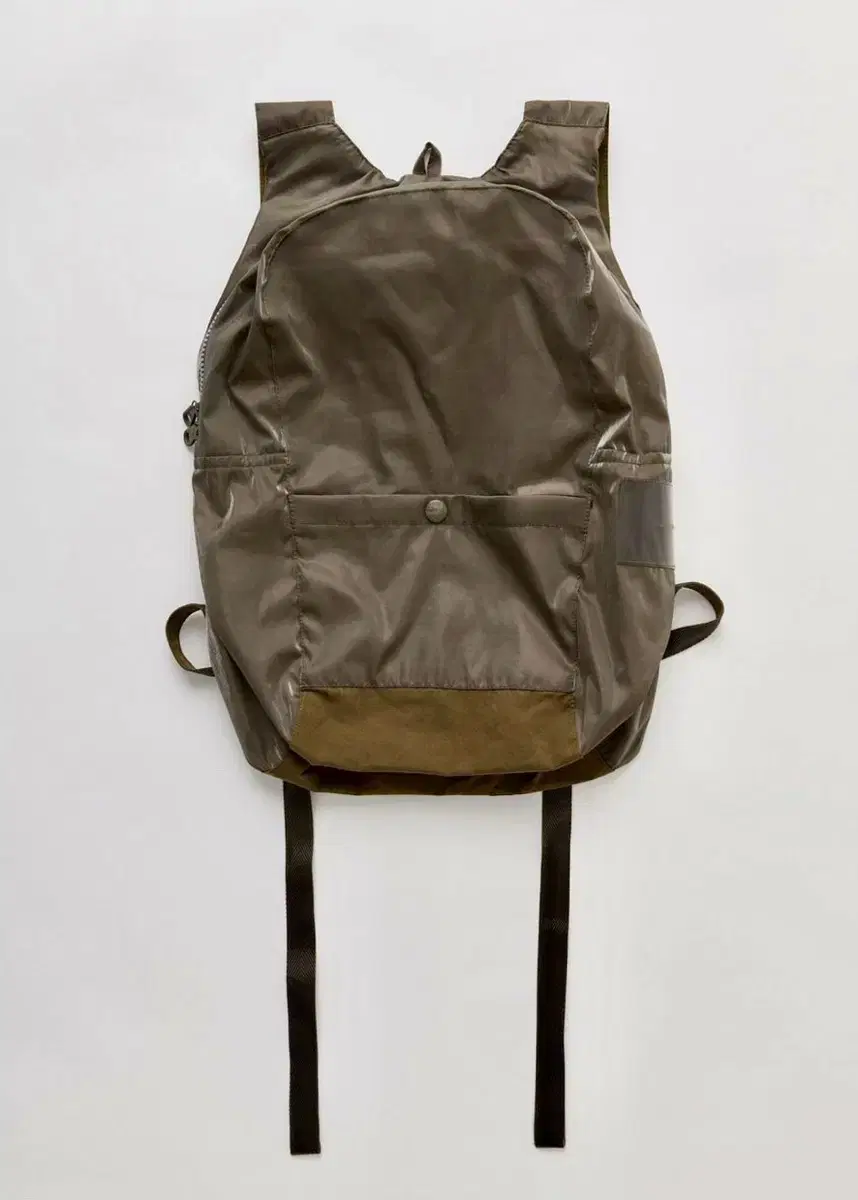 Our legacy slim backpack 아워레가시 슬림 백팩