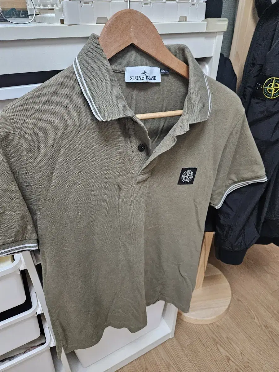 Stone Island Vahn Falcharity for sale