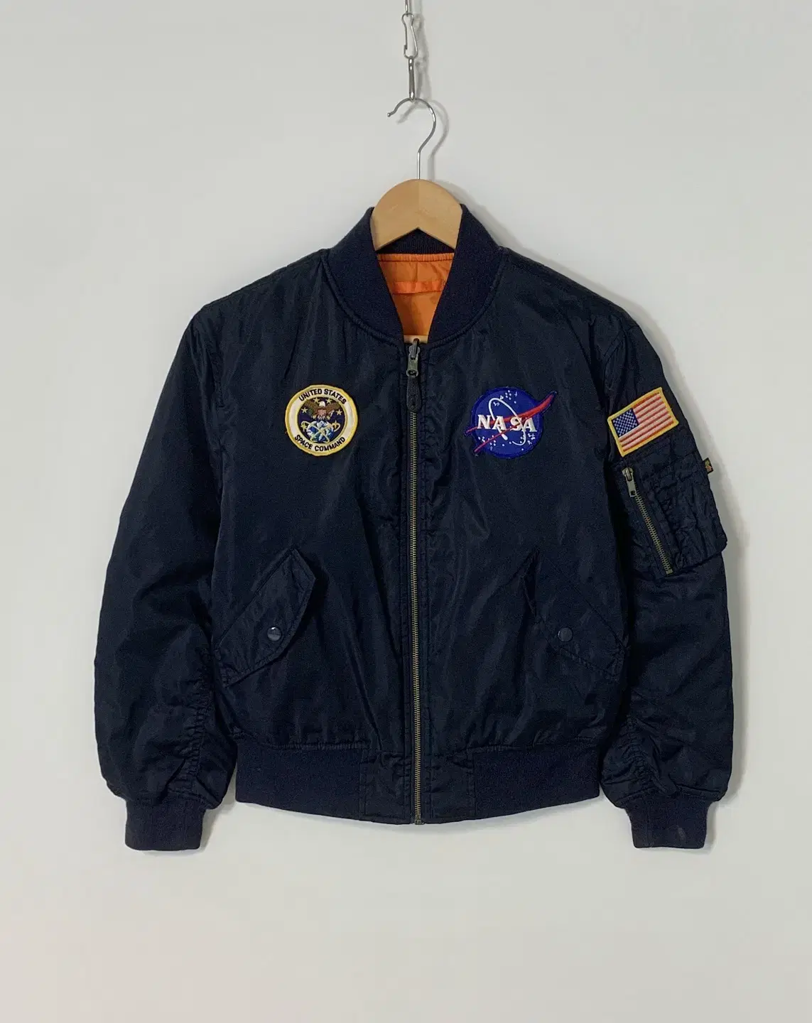 Alpha Industries NASA MA-1 Air Jumper