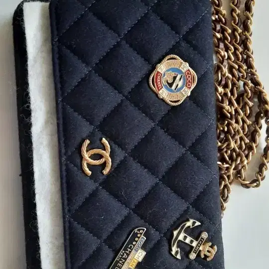 Chanel Chain Felt Bag 네이비블루 퀼링가방 샤넬백정품