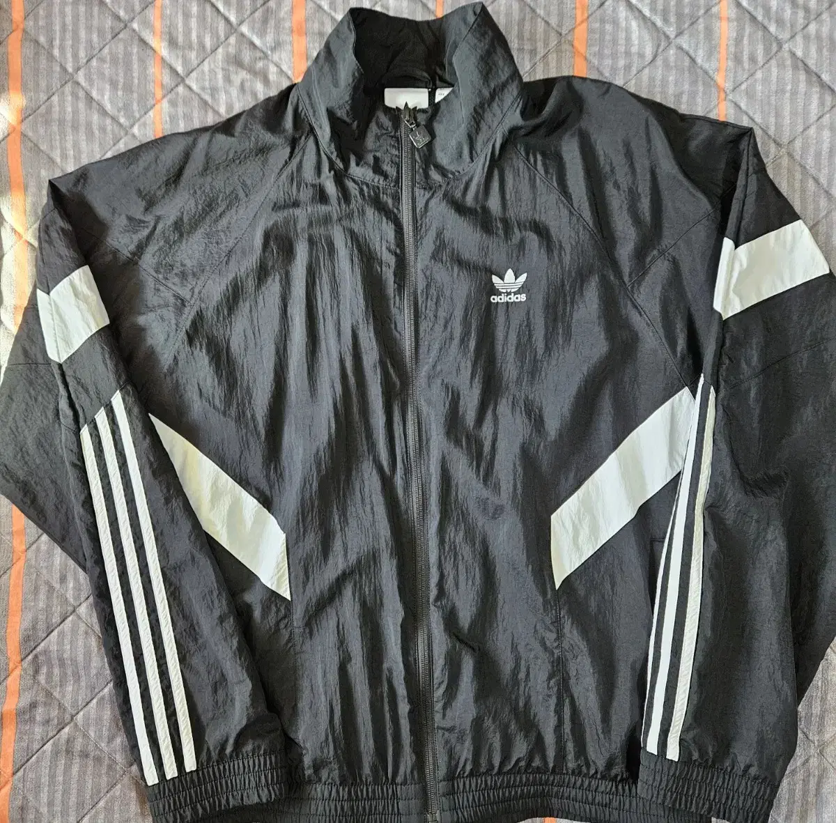 [Adidas] LaCaibe Woven Track Jacket (L)