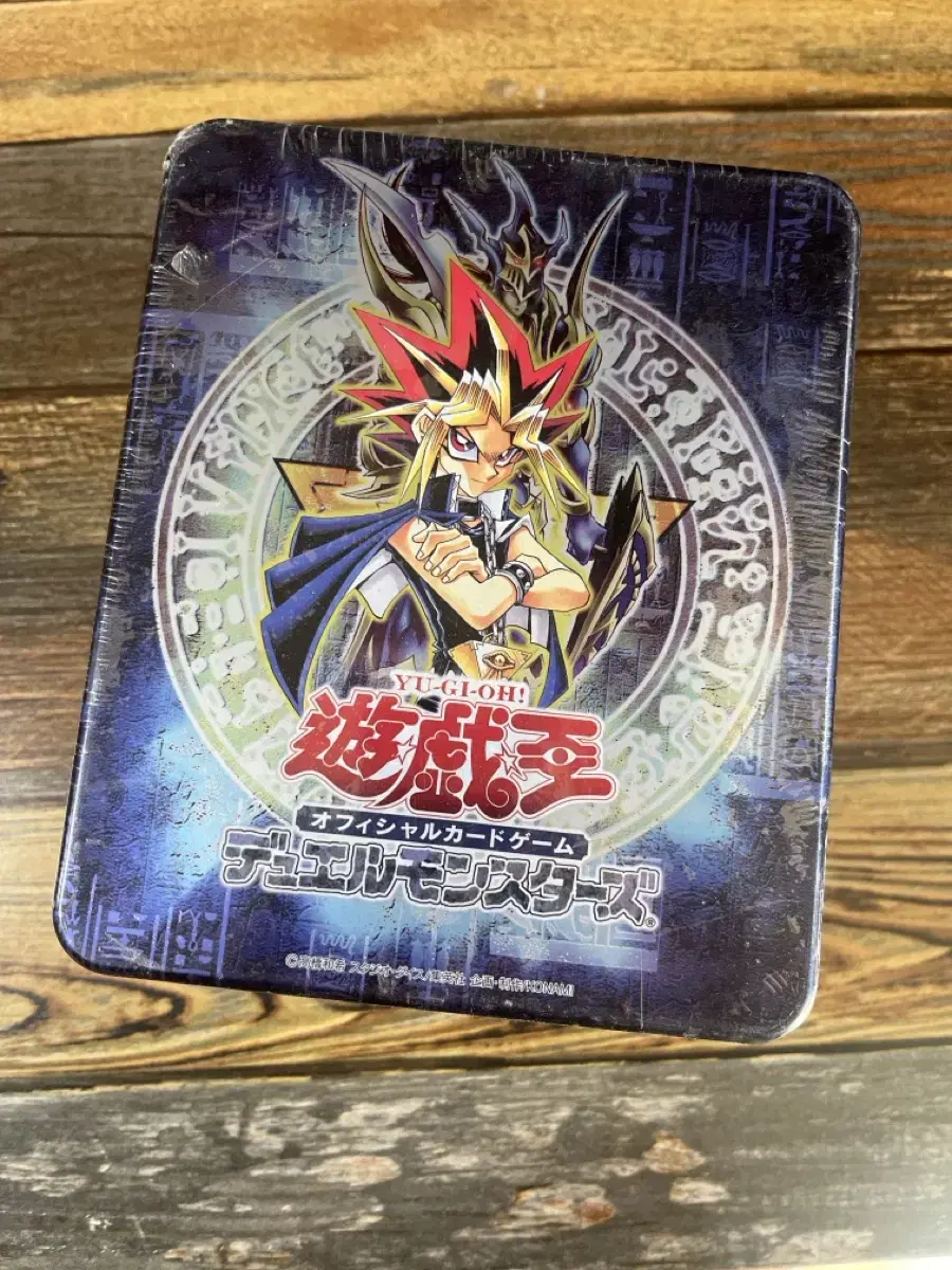 Yu-Gi-Oh Japanese Edition Booster Pack Collector's Tin 2004