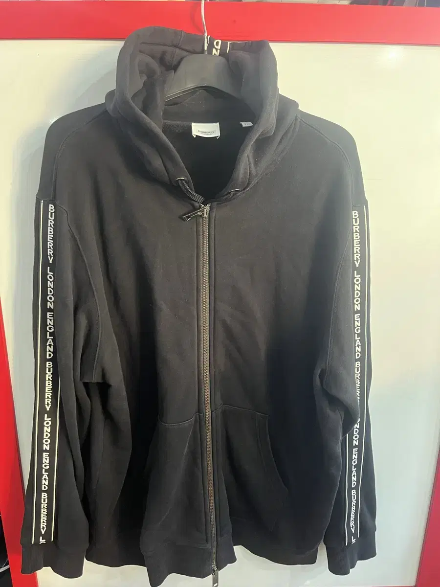 Burberry Hooded jacket size XXL