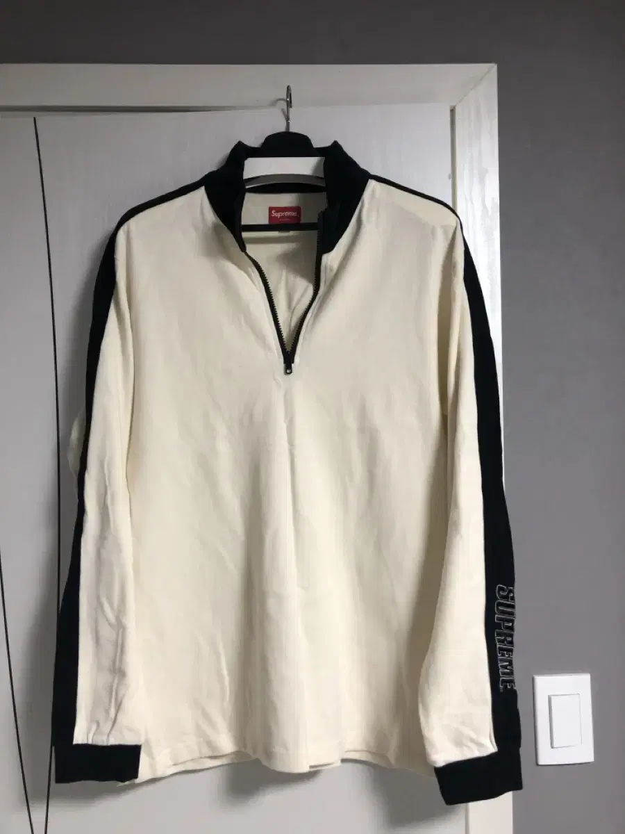 Supreme Half-Zip Up L