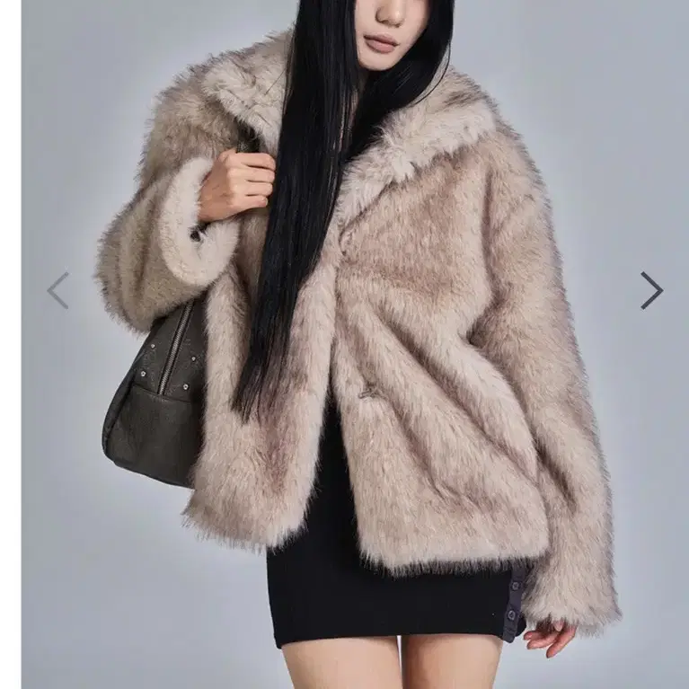 애즈온 BIBI FUR JACKET 비비 퍼자켓 아이보리