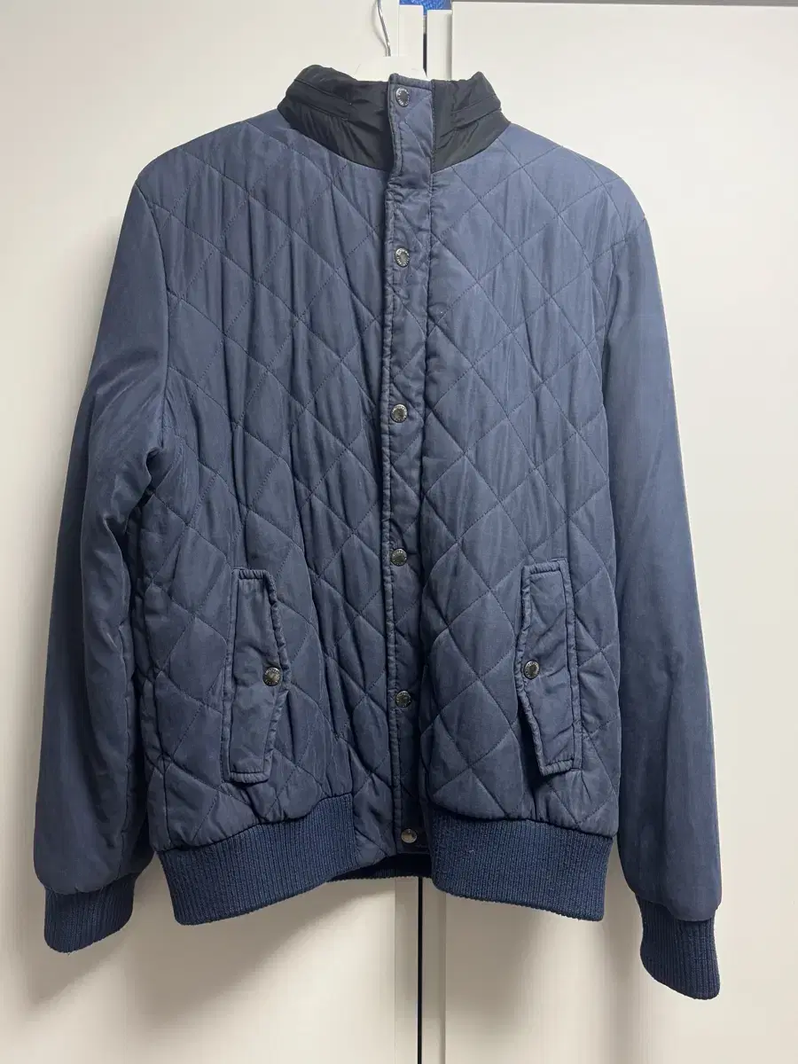 Burberry Quilted Jacket (LL) sells