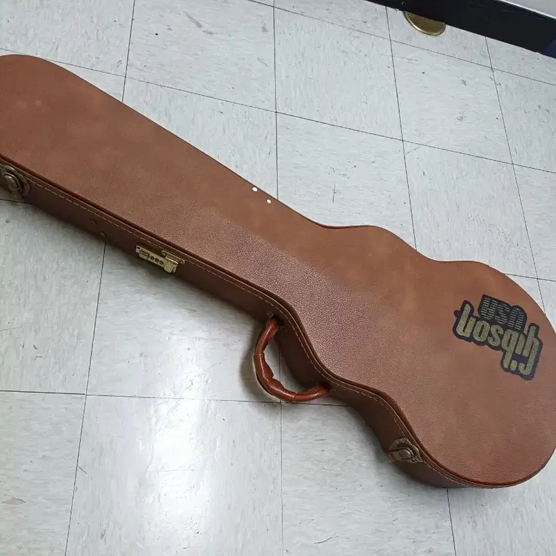 gibson les paul deluxe