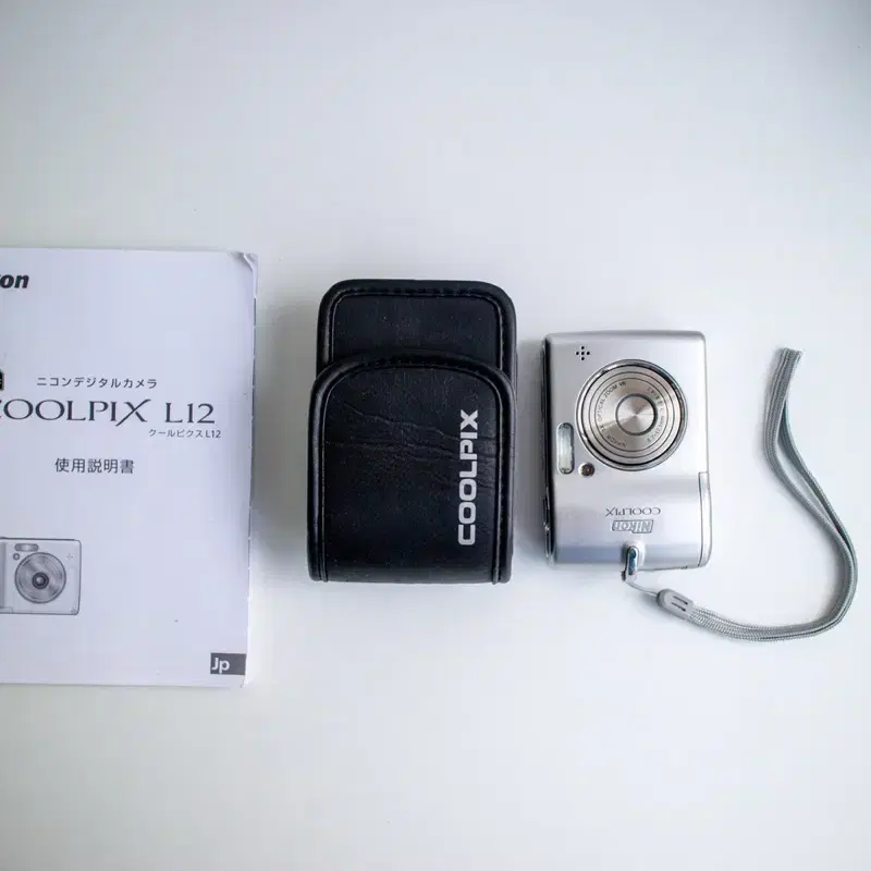 Nikon Coolpix L12