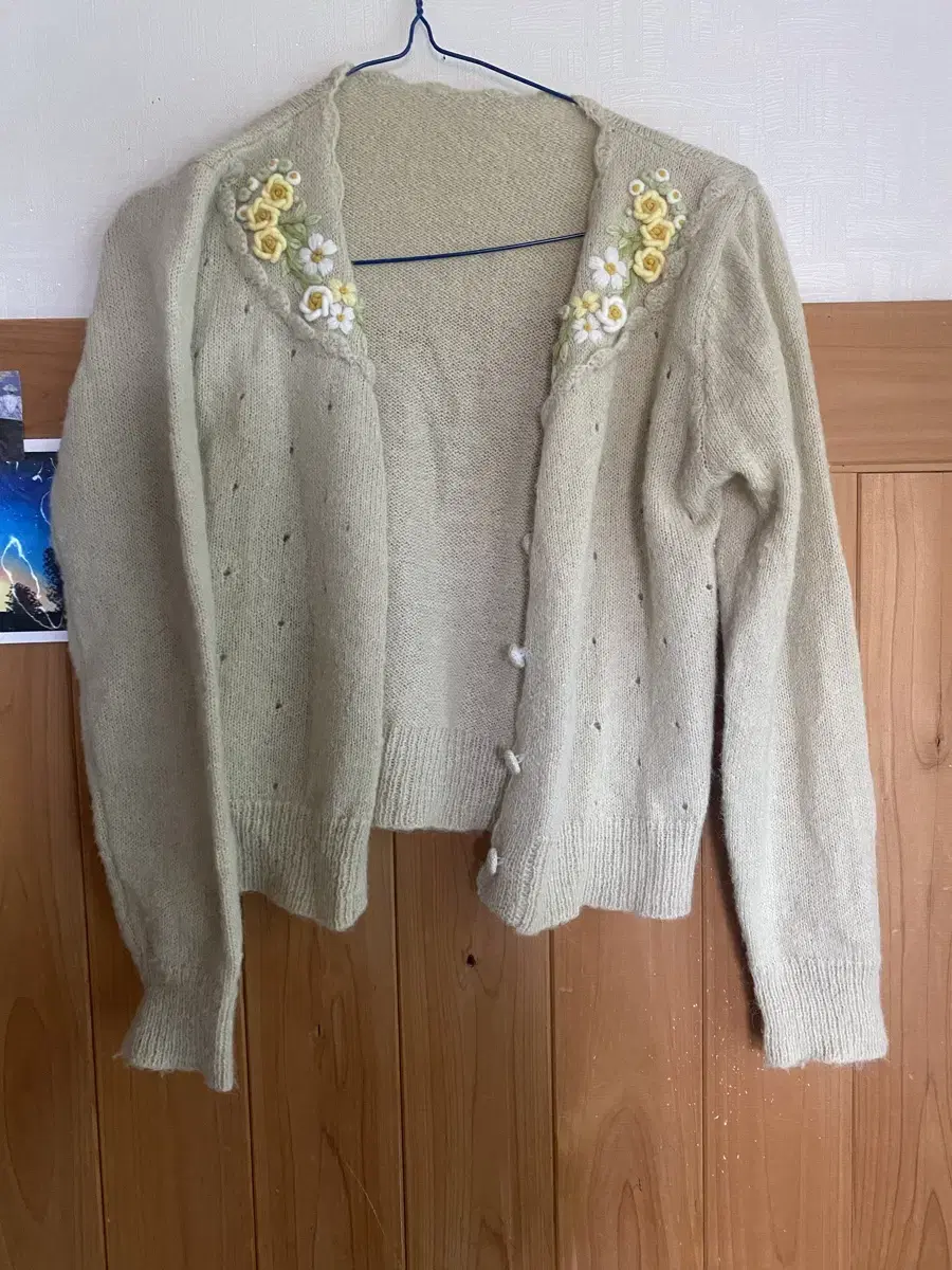 Rosebay Cardigan