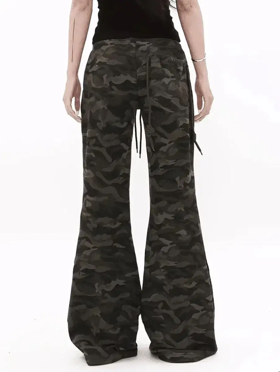 Camo bootcut training pants