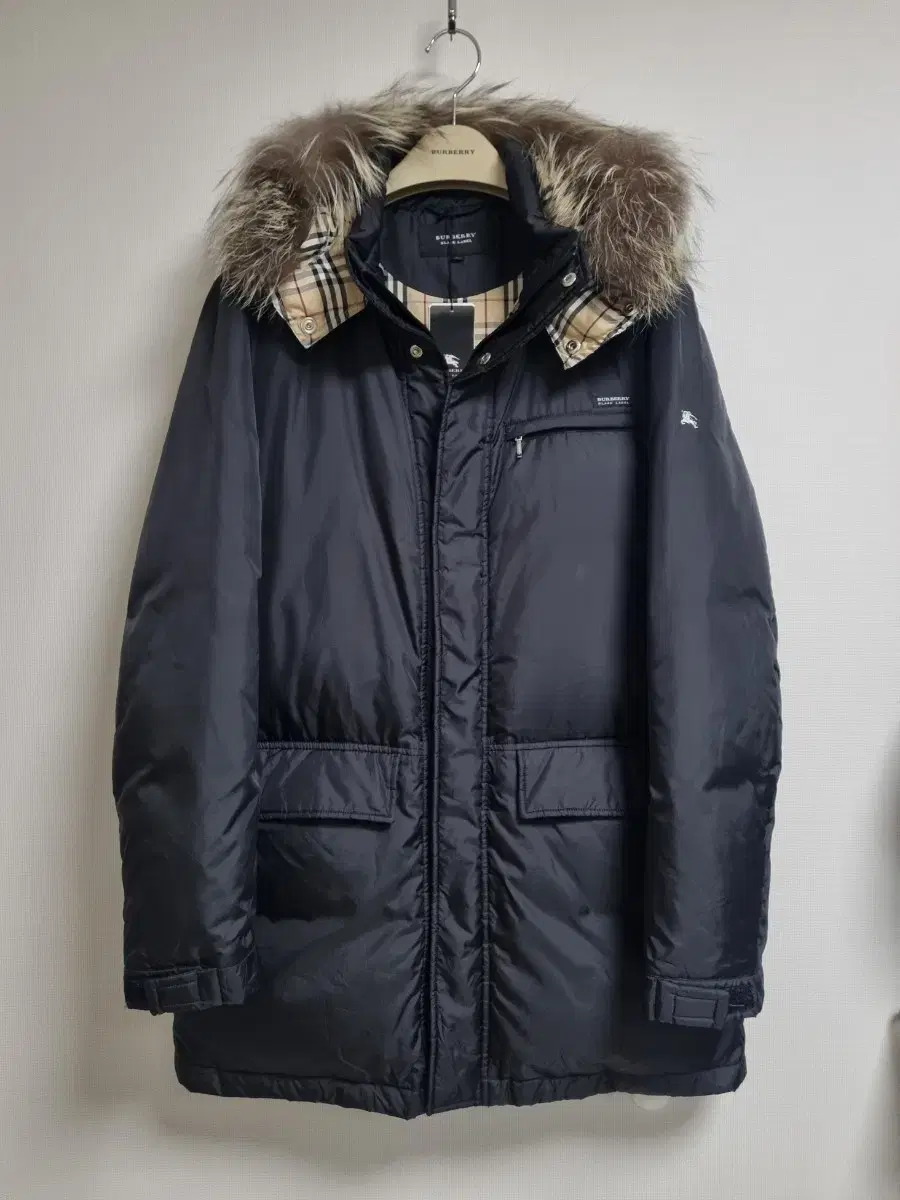 Burberry Black Label Silver Fox down jacket size L (100)