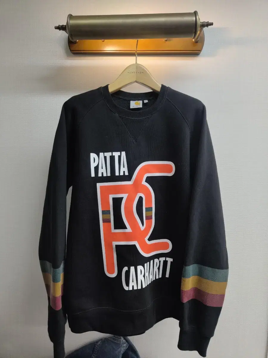 L) 칼하트 WIP x PATTA 스웻셔츠 팝니다