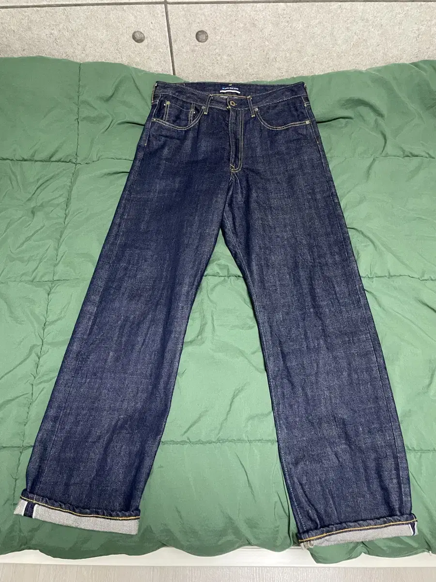 Japan Blue Jeans Loose Straight Fit 32