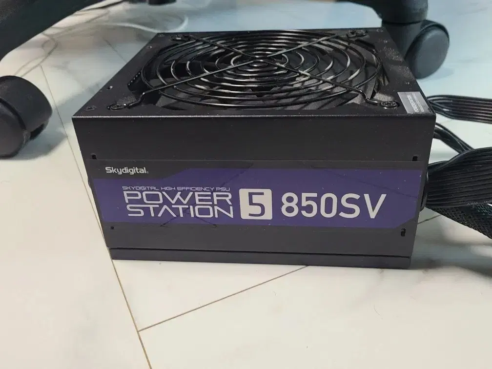 스카이디지털 850w 팝니다