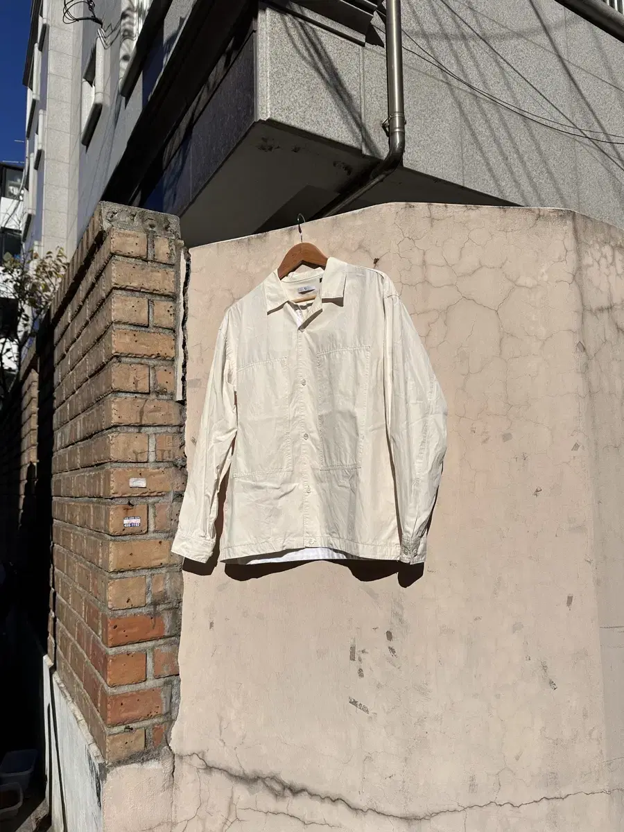 (L) J+ Uniqlo Jil Sander Shirt