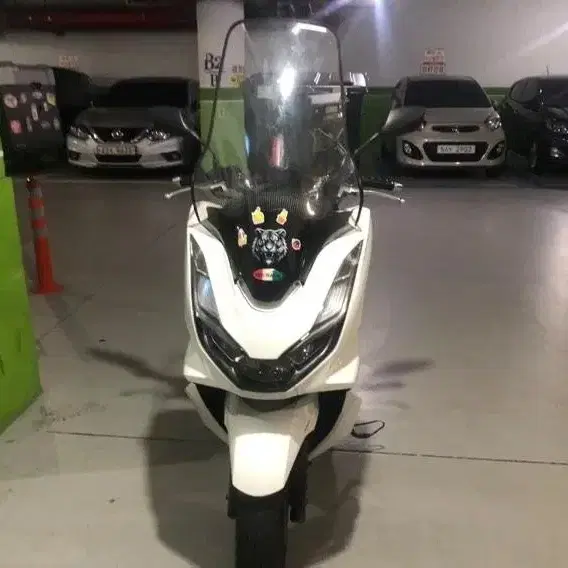 pcx125 23년식 팝니다