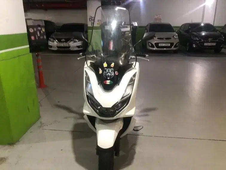 pcx125 23년식 팝니다