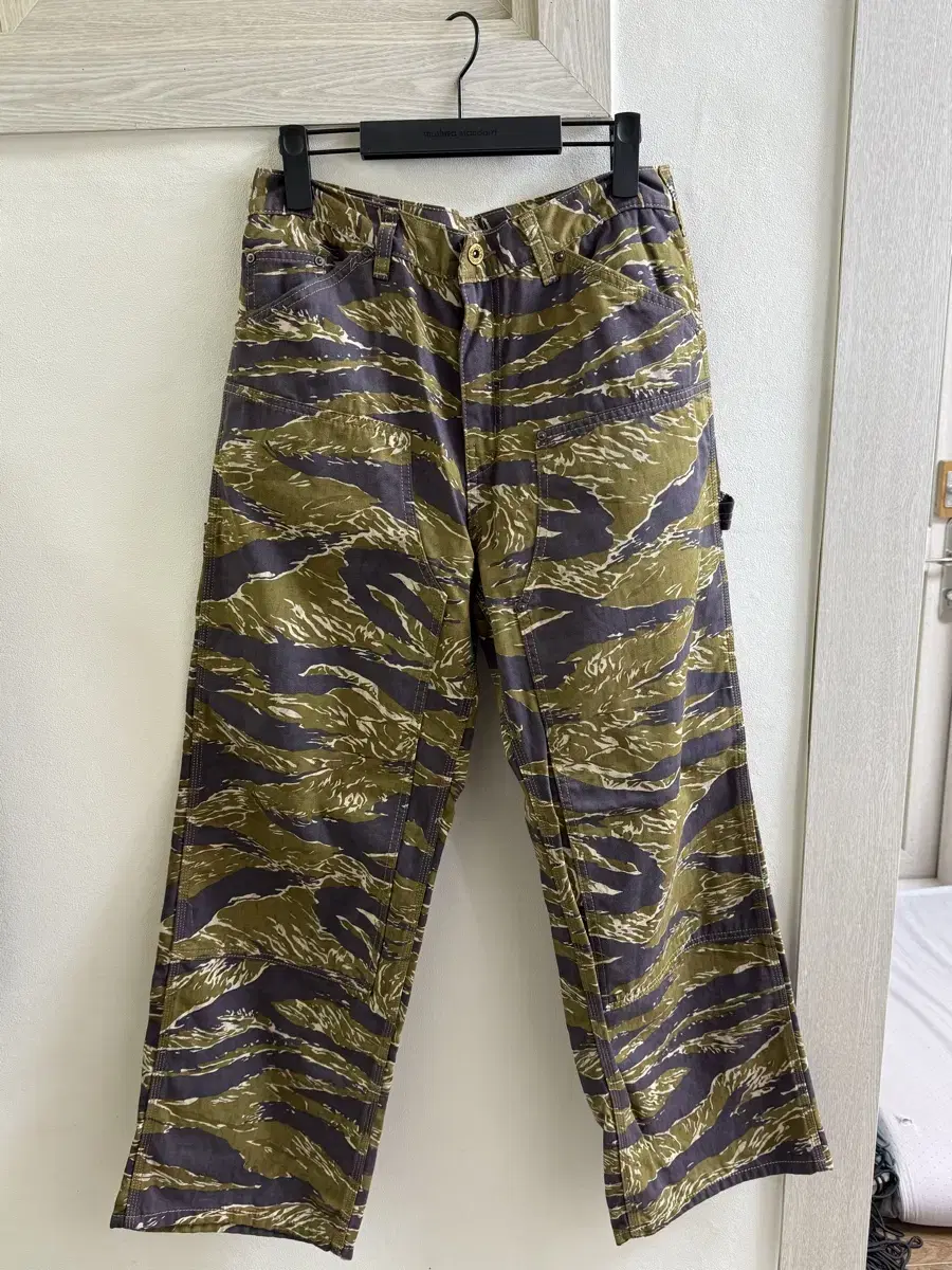 [Unused] Demil x Slick & E.JI Double Knee Reversible Tiger Camo Pants: 32