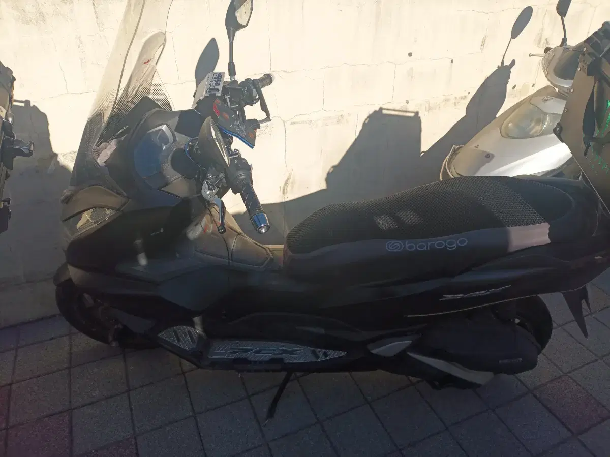 pcx125 22년식 팝니다