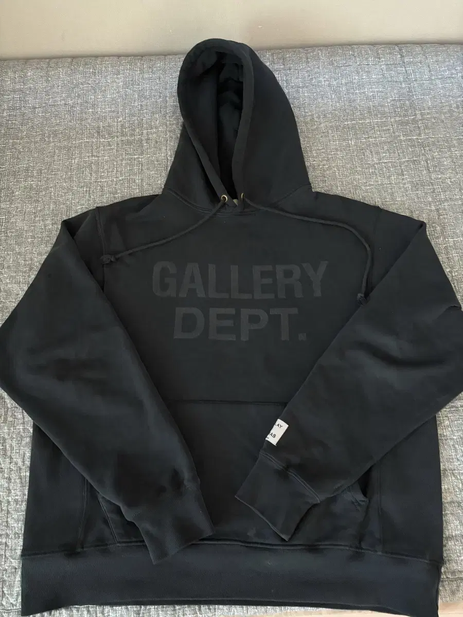 GalleryDepartments Logo Hoodie XXL