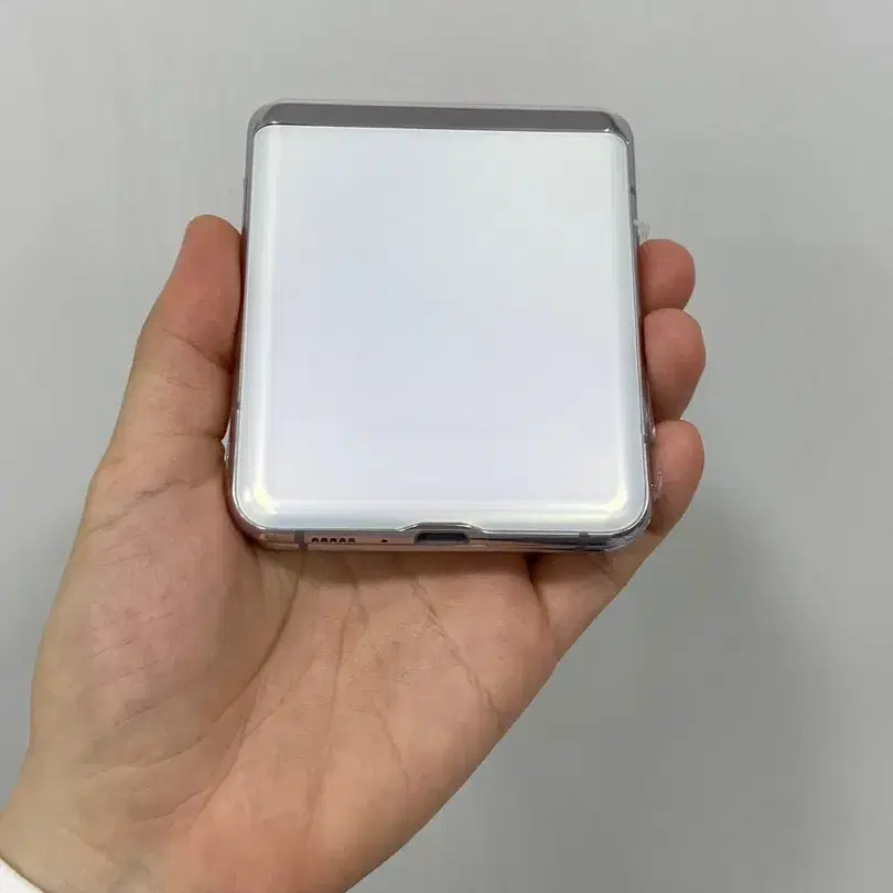 갤럭시Z플립2 5G 화이트 256GB S급 부산 중고폰 팝니다 45132