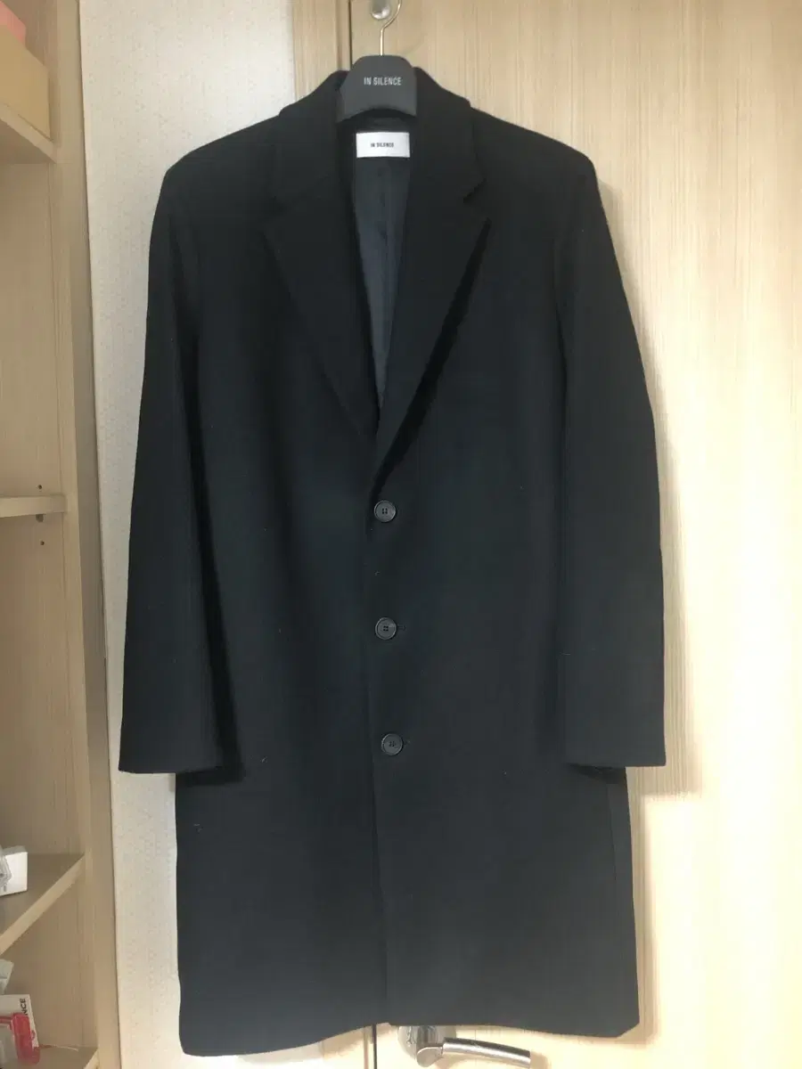 Insilence Cashmere Wool Coat