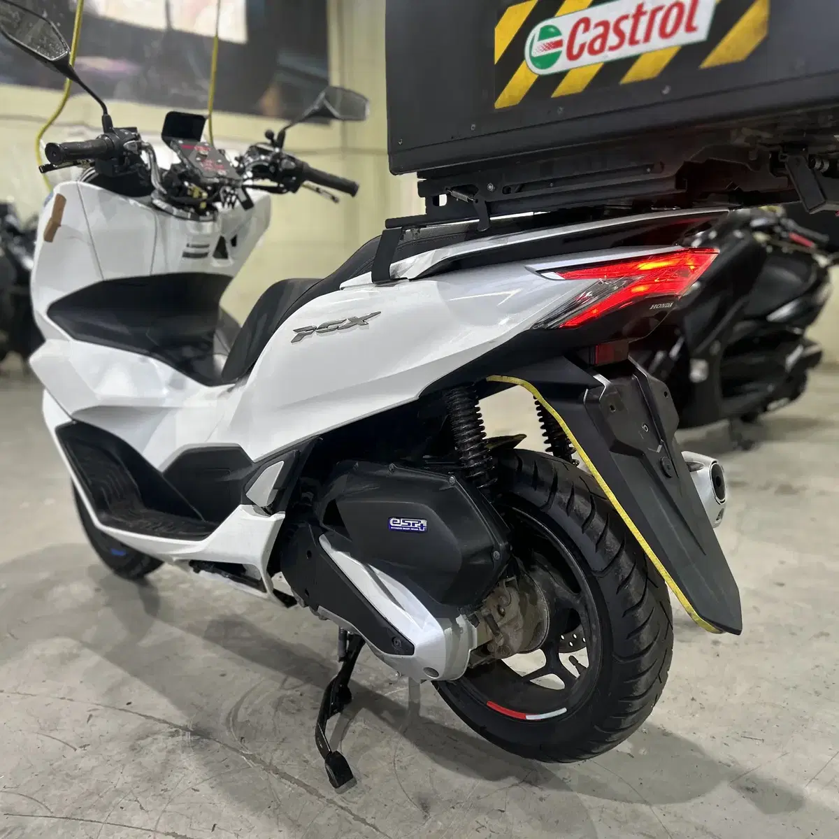 혼다 PCX125 ABS 2022년 3만KM 배달셋팅 구동계 교환 완료