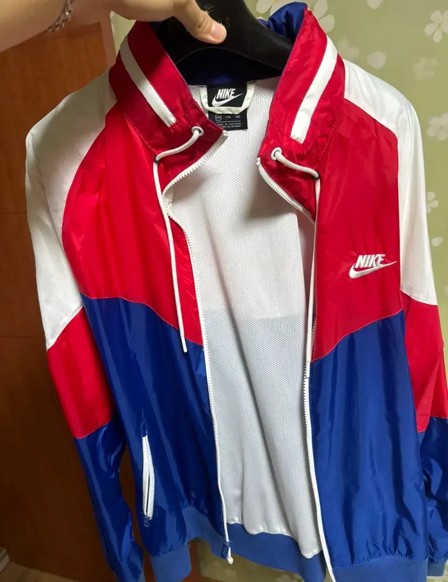 Nike Windbreaker XXL 110 size Quick sale