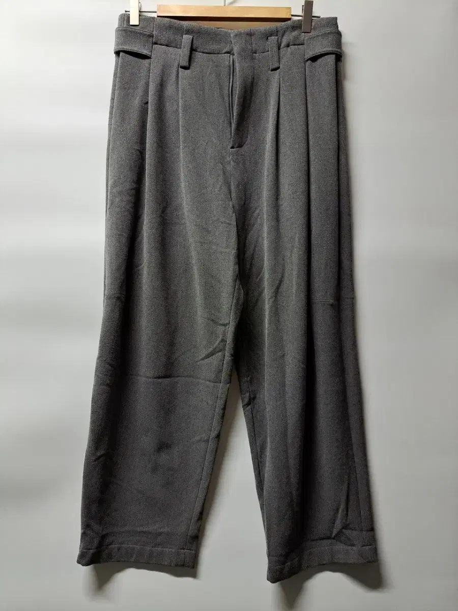 (34) System 22 SS Wide Slacks Pants