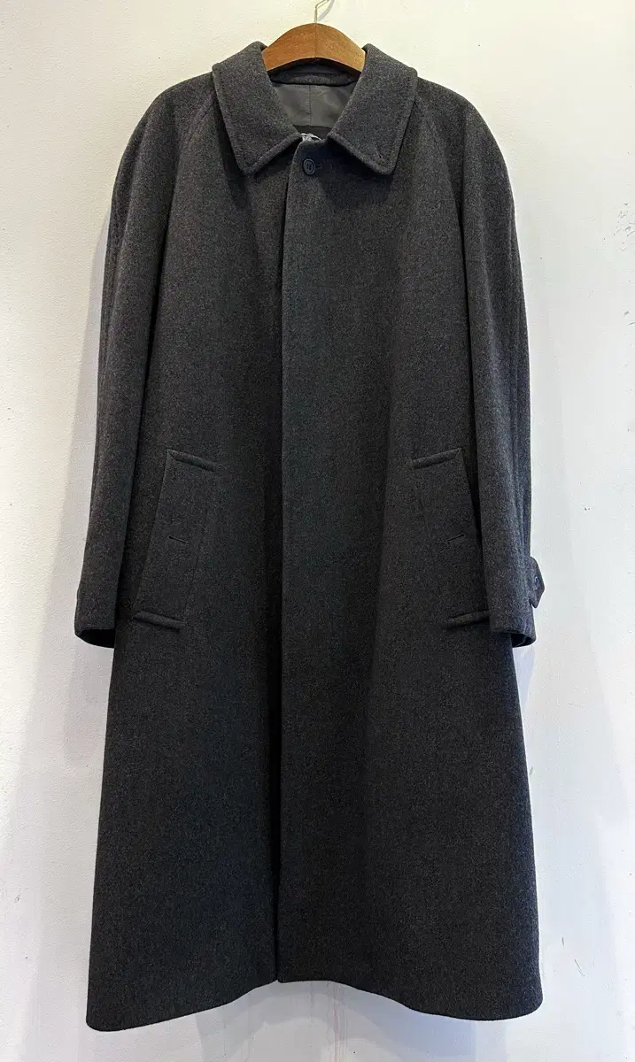 100~105) Burberry cashmere 100 balmacan coat for sale!