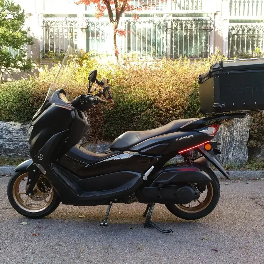 22년 7700km 신차급 NMAX 125