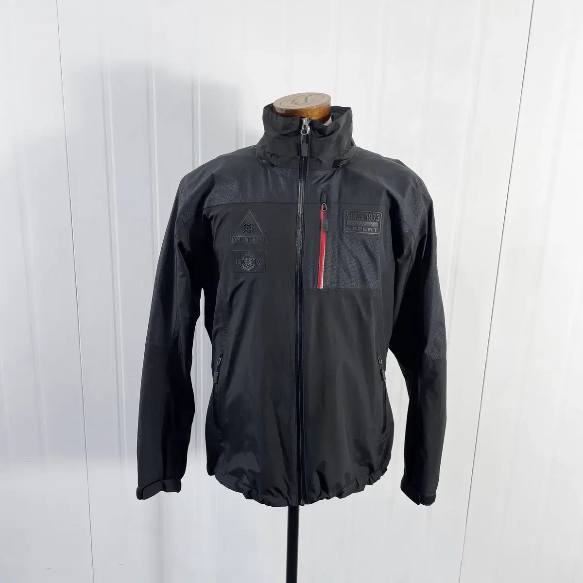 E1 KOLONGSPORT Gore-Tex Jacket Size 100