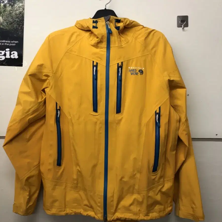 MOUNTAIN HARDWEAR  바람막이