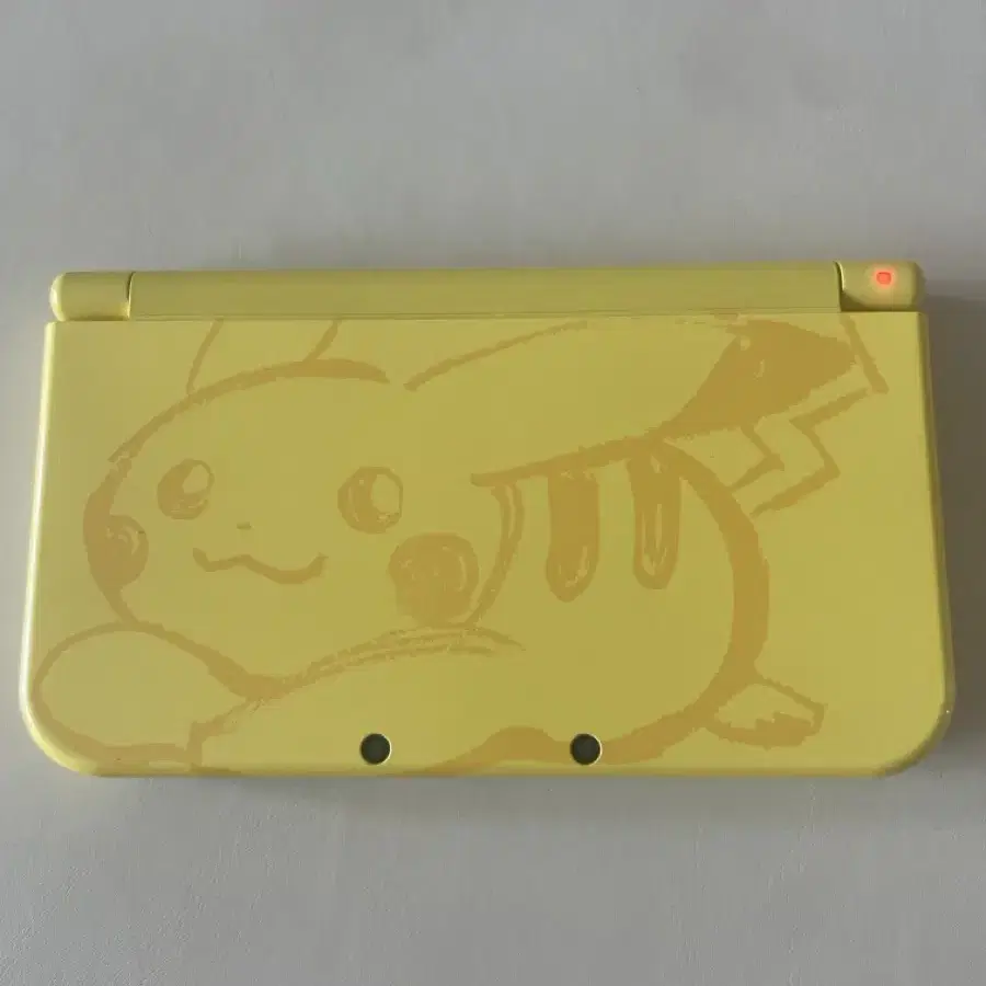 닌텐도 NEW 3DSXL 피카츄에디션