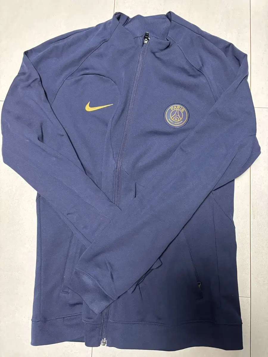 Nike Slim Fit Zip Up Paris Saint-Germain