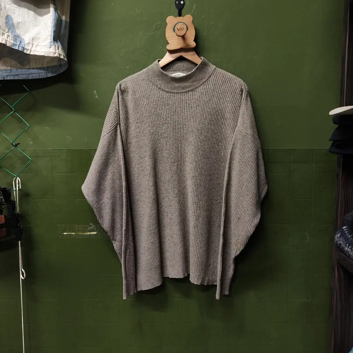 Mondo di Marco ITALYmade Wool Half-Neck Knit Tee