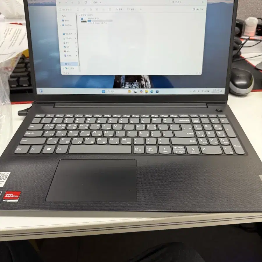 lenovo v15 gen2 노트북 (라이젠,8G,256G)