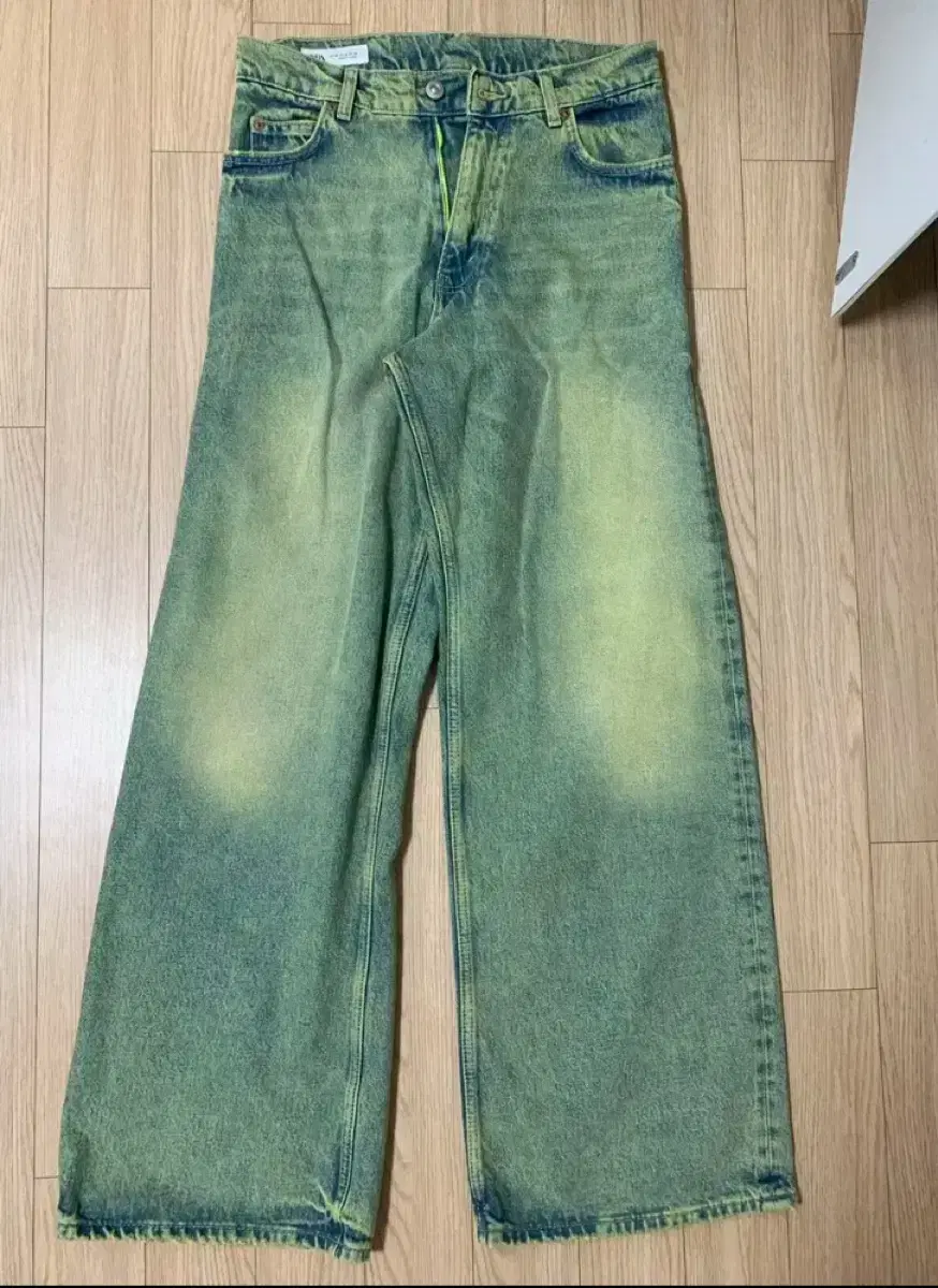 [29] Zara Flared Fit Overdyed Yellow Wash jin Jeans