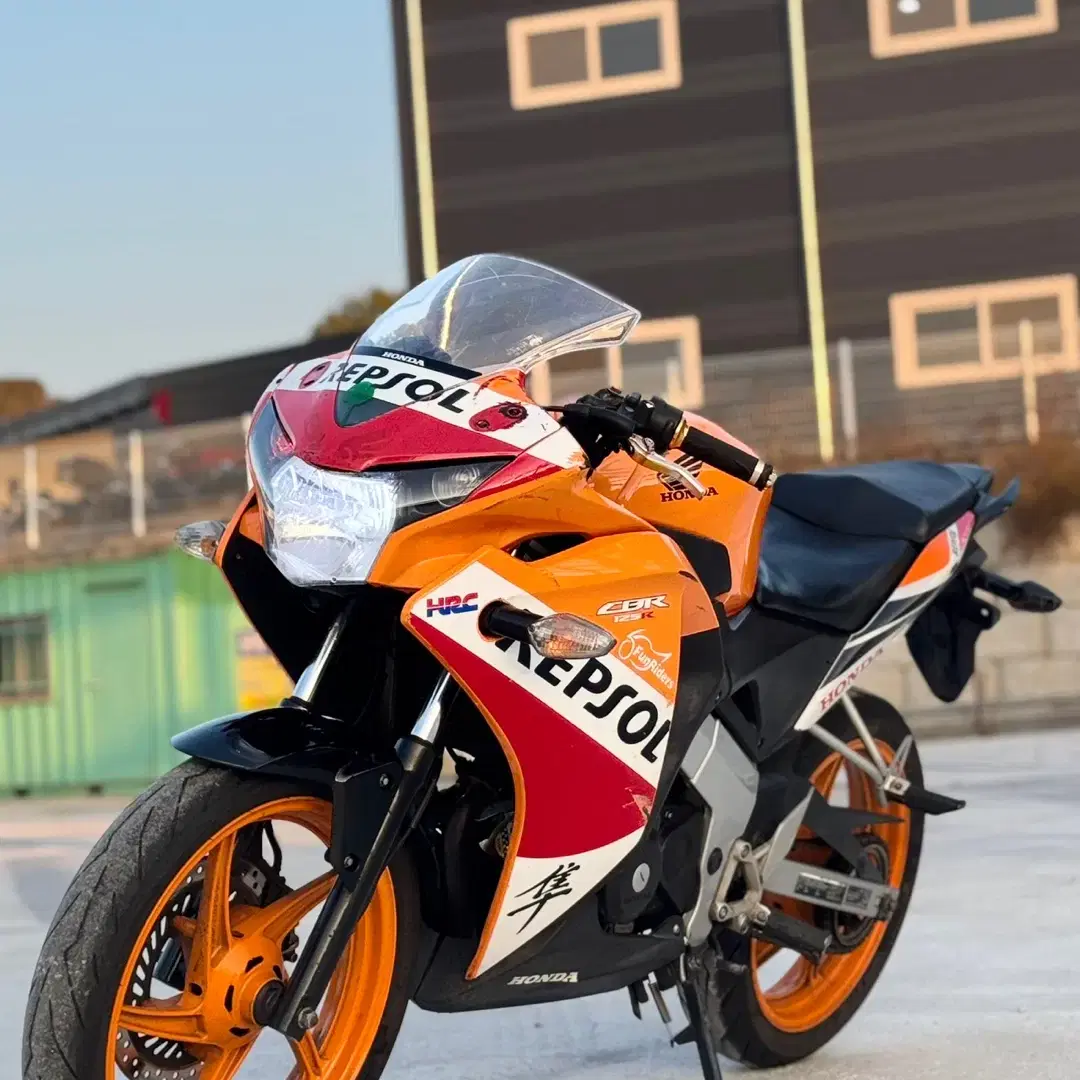 혼다 cbr125r 15년식 렙솔차량 관리잘된차량 판매합니다.