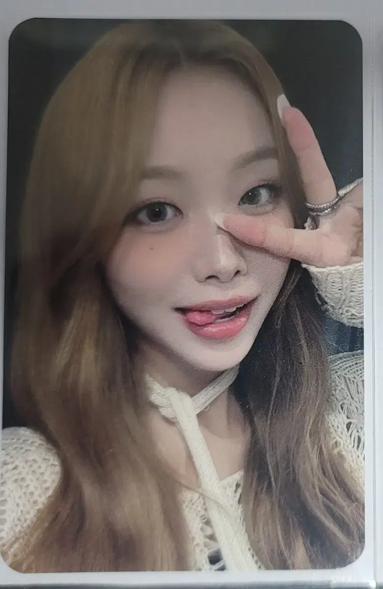 billlie suhyeon broadcast wts photocard